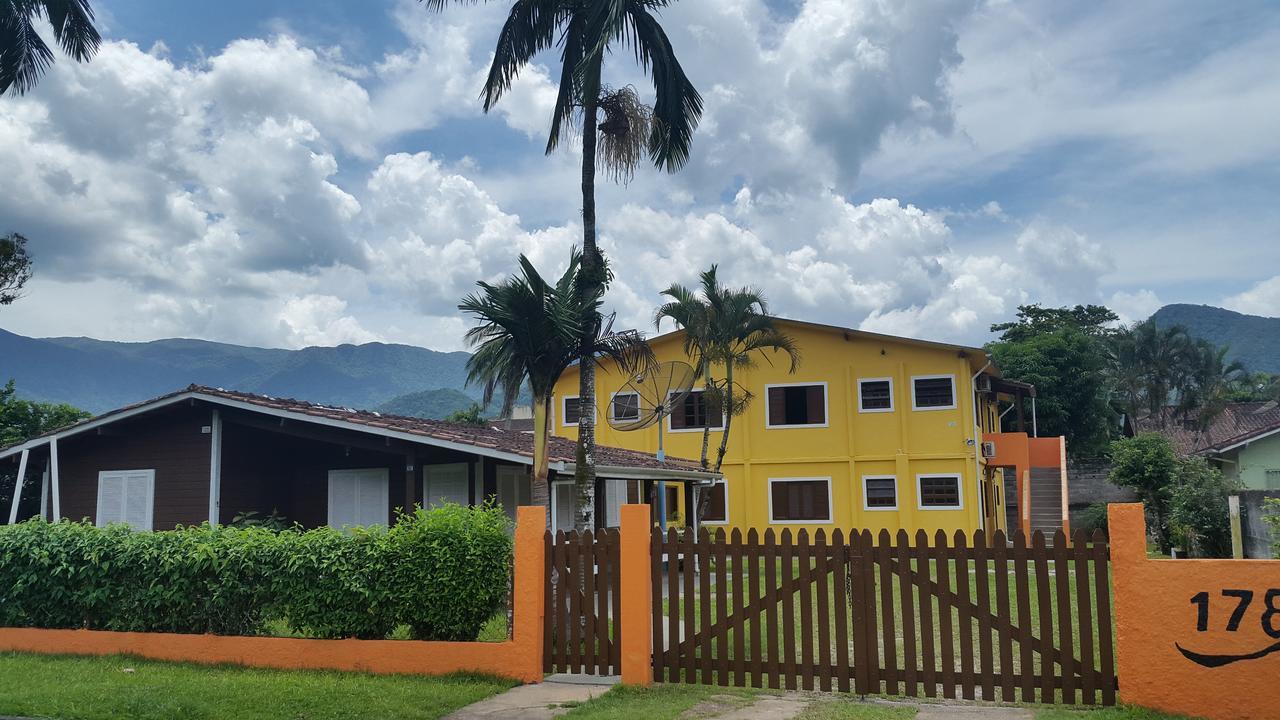Chales Mar Virado Убатуба Экстерьер фото
